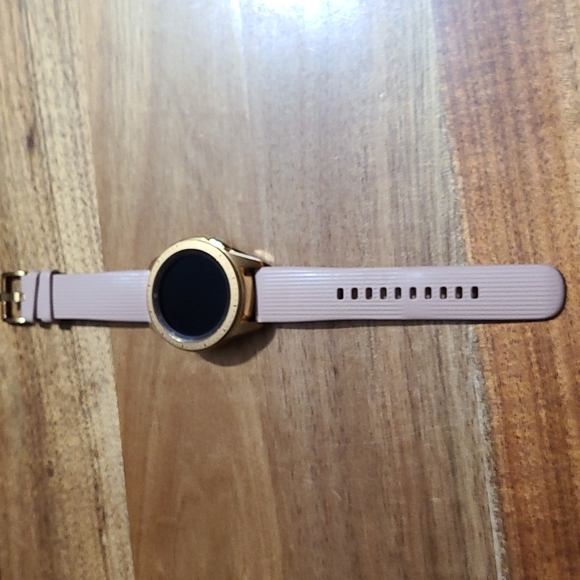 Samsung Galaxy Smart Watch - Picture 7 of 9